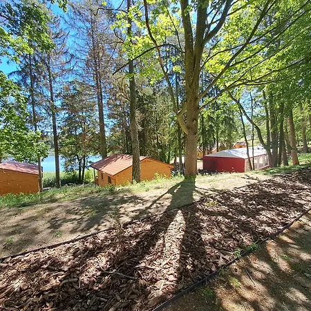 Osrodek Wczasowy Ostrow Pieckowski Piecki (Warmian-Masurian)